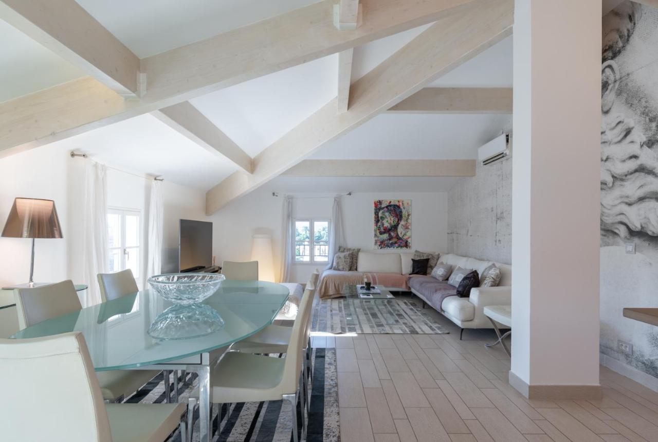 Appartement Delice A Saint-Tropez Exterior foto